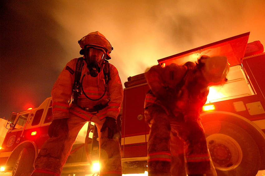 desktop-wallpaper-fireman-firefighter